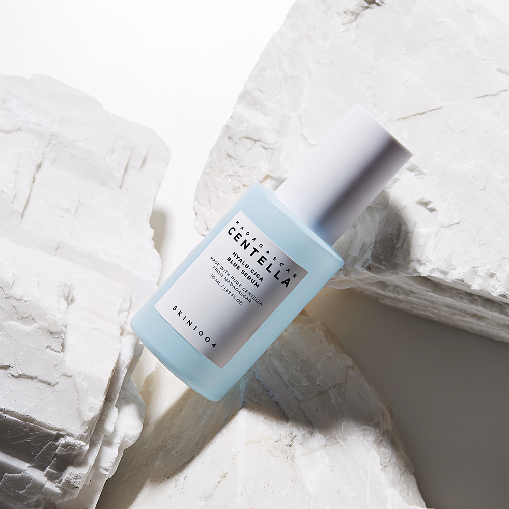 Skin1004 - Madagascar Centella Hyalu-Cica Blue Serum