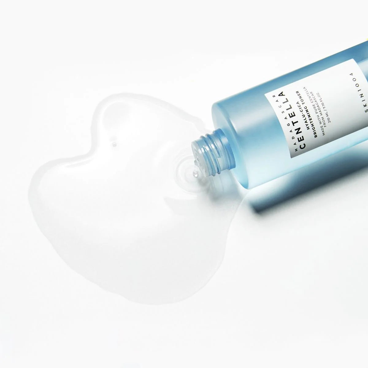 Skin1004 - Madagascar Centella Hyalu-Cica Toner éclaircissant